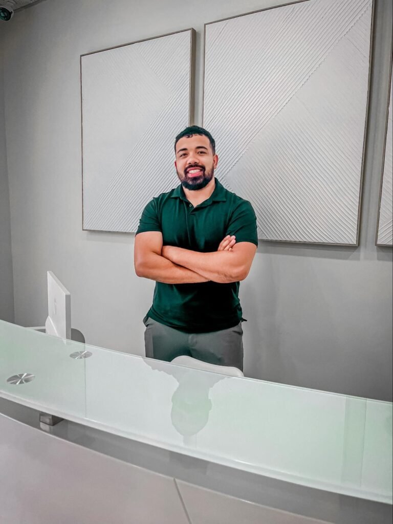VivaWeb AI Revolutionizes Small Business Marketing with Automated Review Management_2