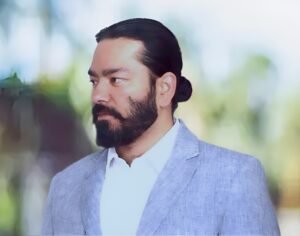 Exploring the Impact of AI-Driven Body Language Tech on Telepresence Robots