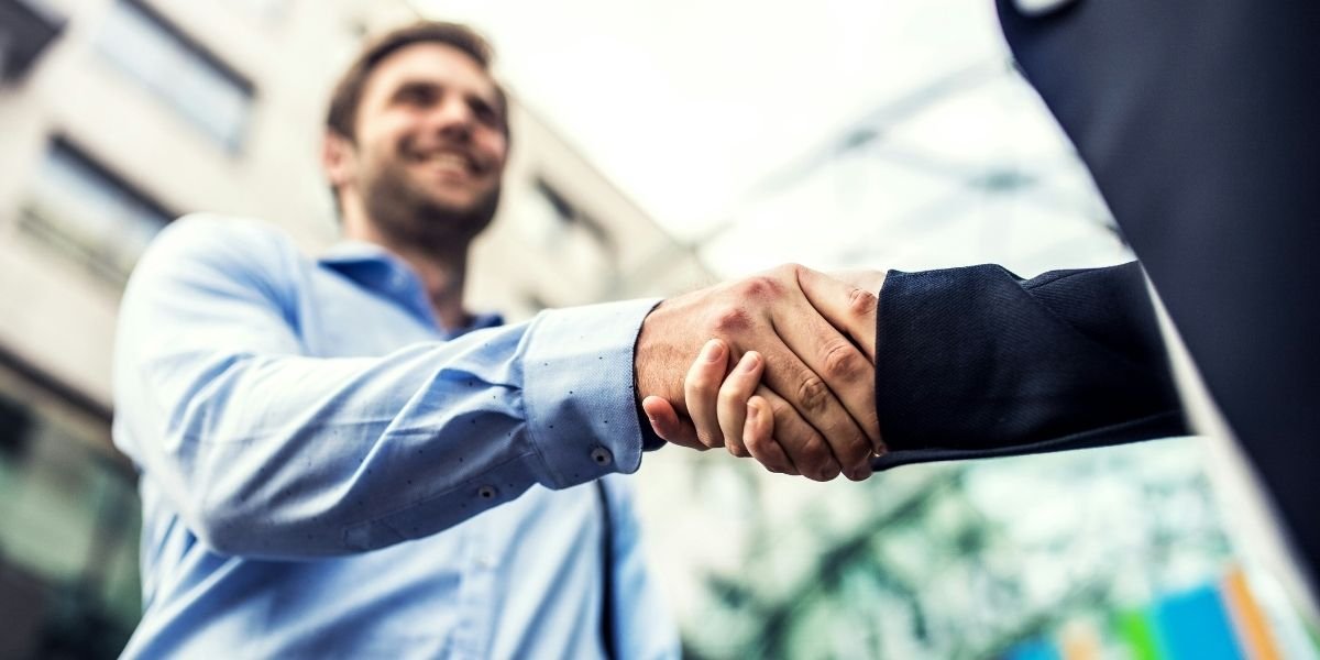 Why Personal Branding Is Essential in the Modern Job Market