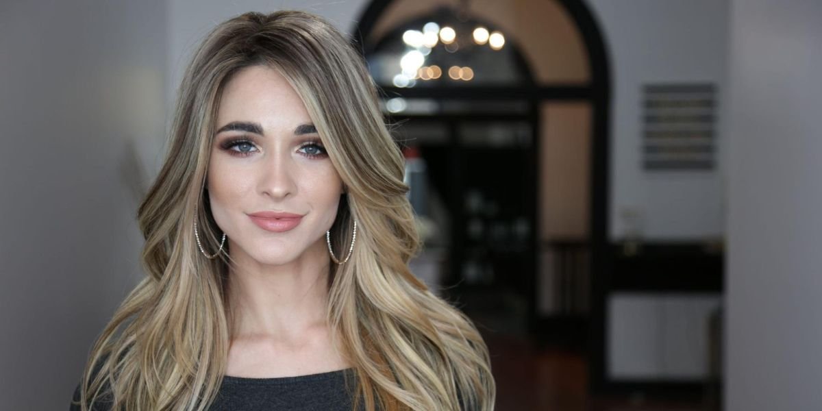 From the Salon Chair to the Driver’s Seat: How Lauren Ashtyn Guest Built a Touring Hair Empire