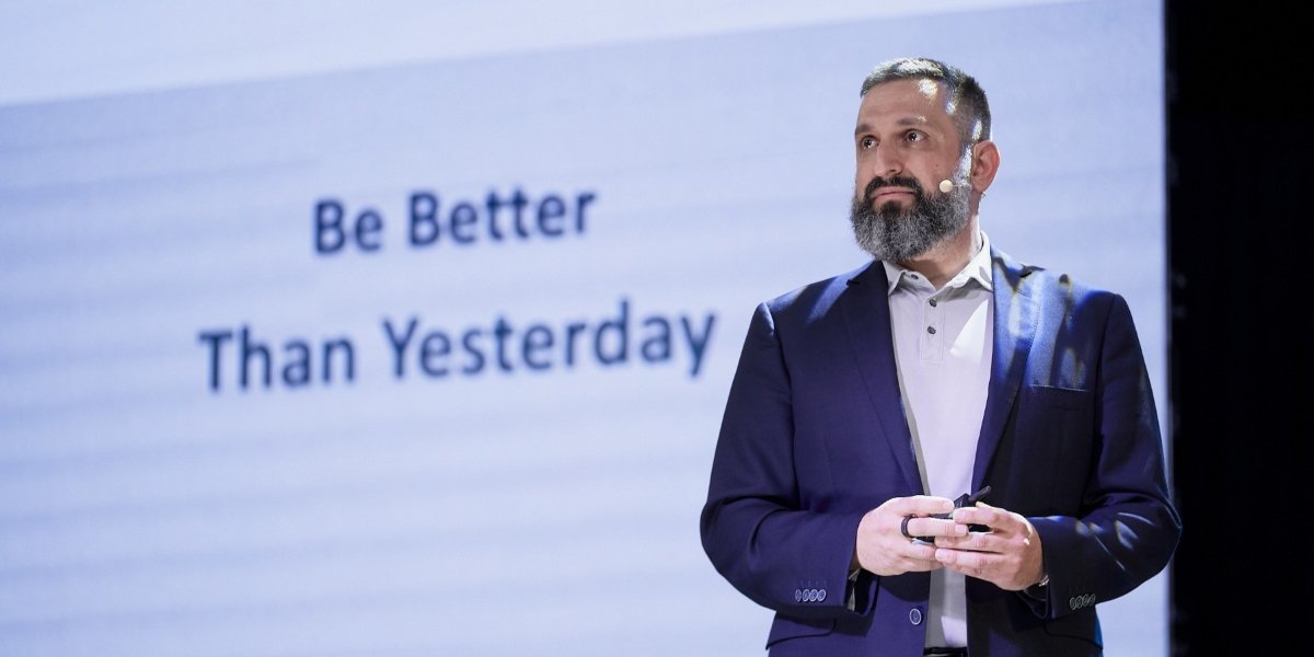 The Growth Trap: Why Leadership Breaks at Scale and What Ed Brzychcy Recommends to Rebuild It