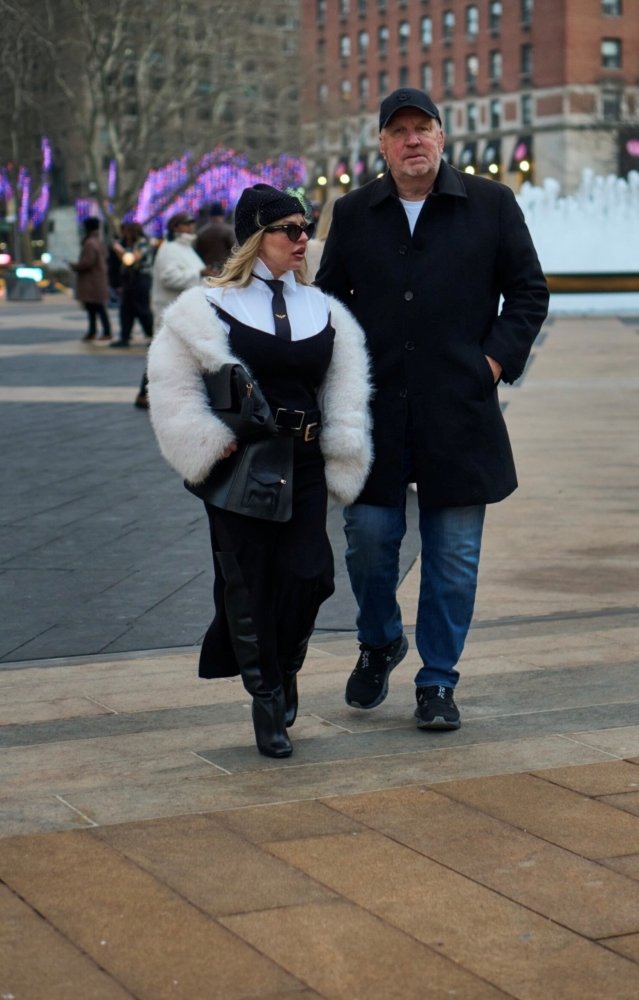 Anastasea Hewitt: Modern Femininity, Relationships, and the Power of Intentional Womanhood