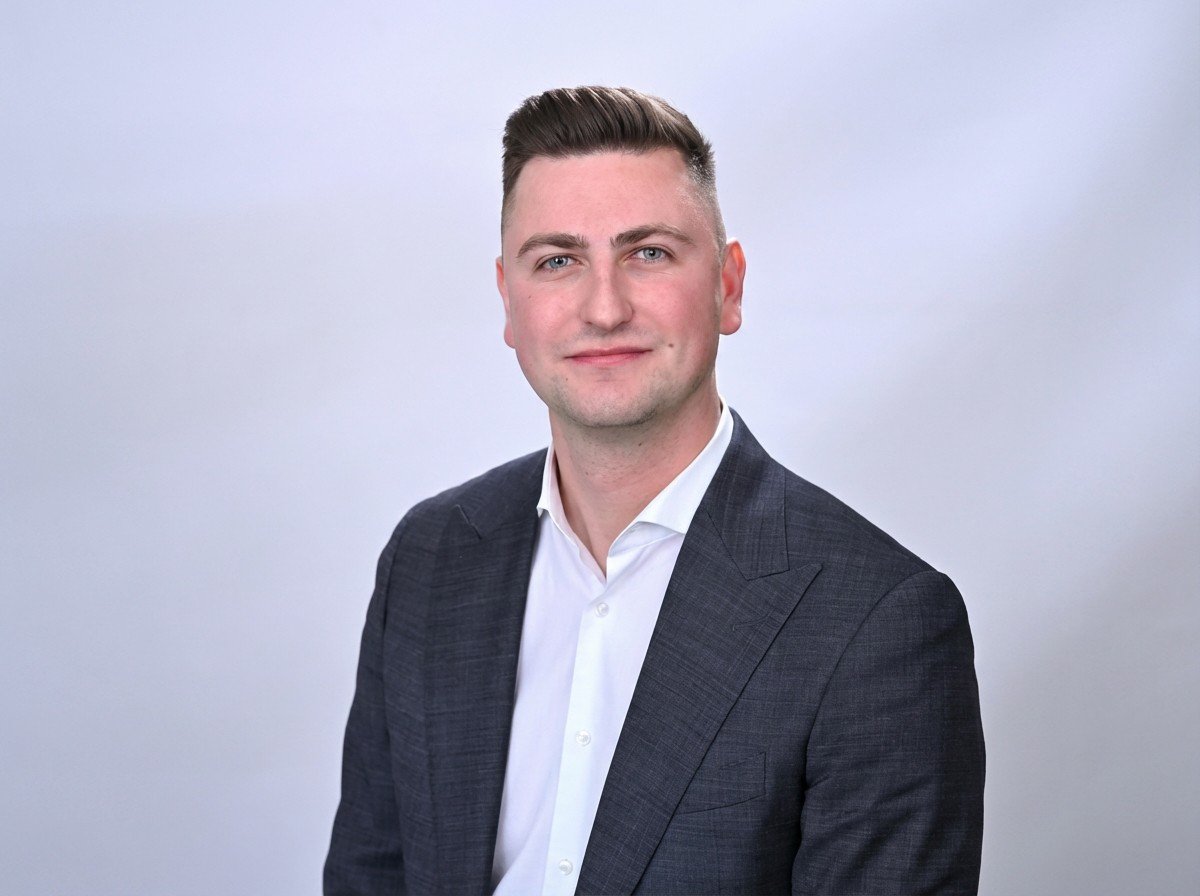 Artur Tyszka's Insight on Key Factors in a Home Search That Impact Long-Term Happiness