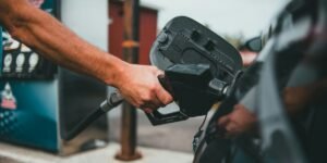 Trump Calls on Congress to Suspend Federal Gas Tax as Iran War Drives Pump Prices Past $4.50 Nationwide (2)