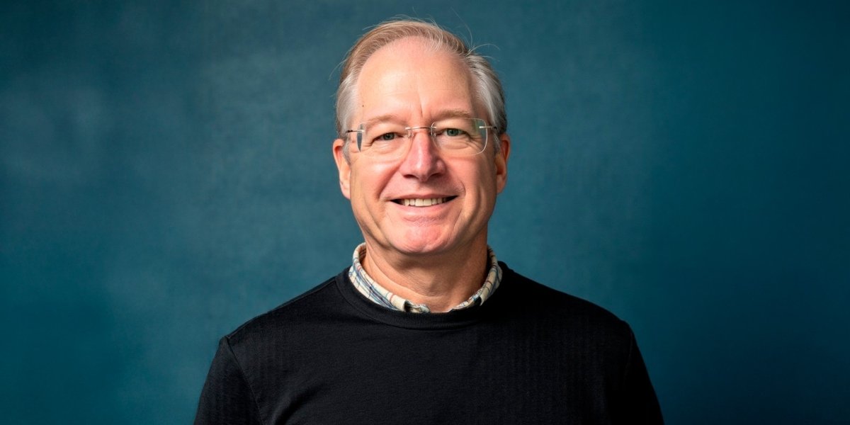 John Campbell Crighton Leads Distributed Teams in AI Era