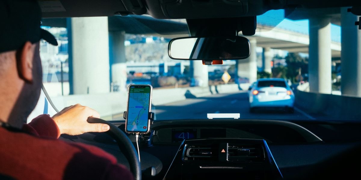 Uber Cuts 3,300 Jobs in Its Largest Restructuring Since the Pandemic as the Robotaxi Industry Reshapes Ride-Hailing