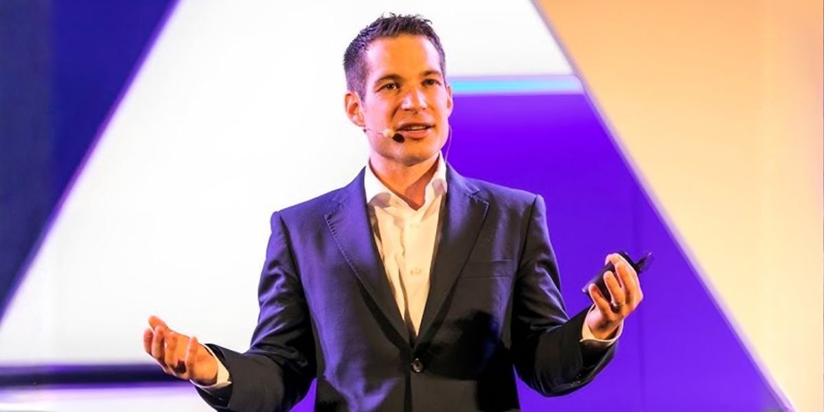 Daniel Saks: The Day SaaS Stopped Needing Humans