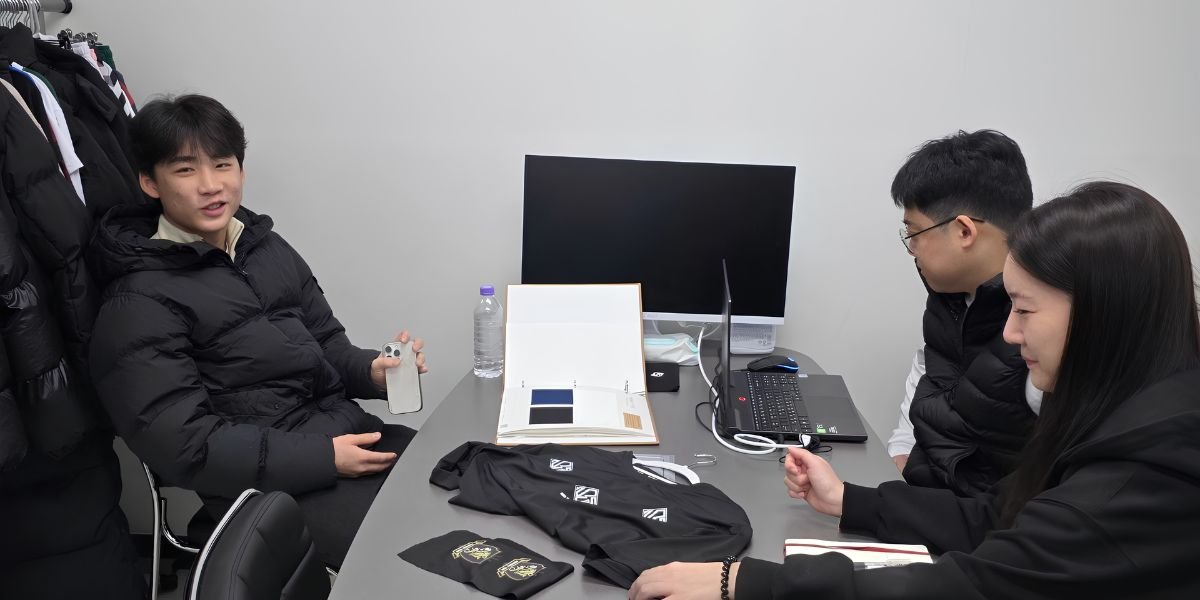 What Six Years on the Field Made Visible: The Business One Student Built From It