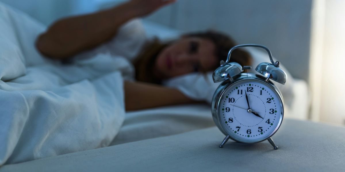 Daylight Saving Time Ends November 1, 2026 Clocks Fall Back One Hour After Halloween Night